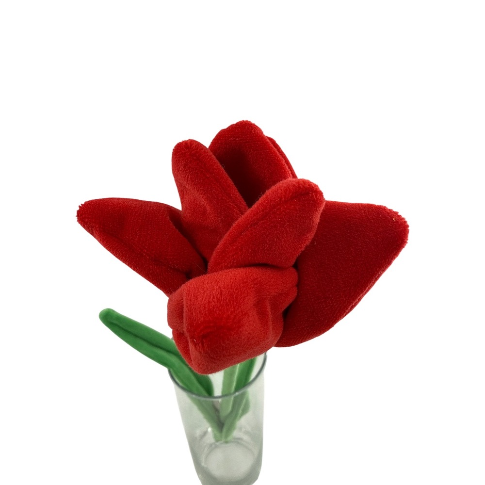 CJ Hendry Plush Flower Red Tulip Flower Market Clé de Peau Beauté Art 17.75"